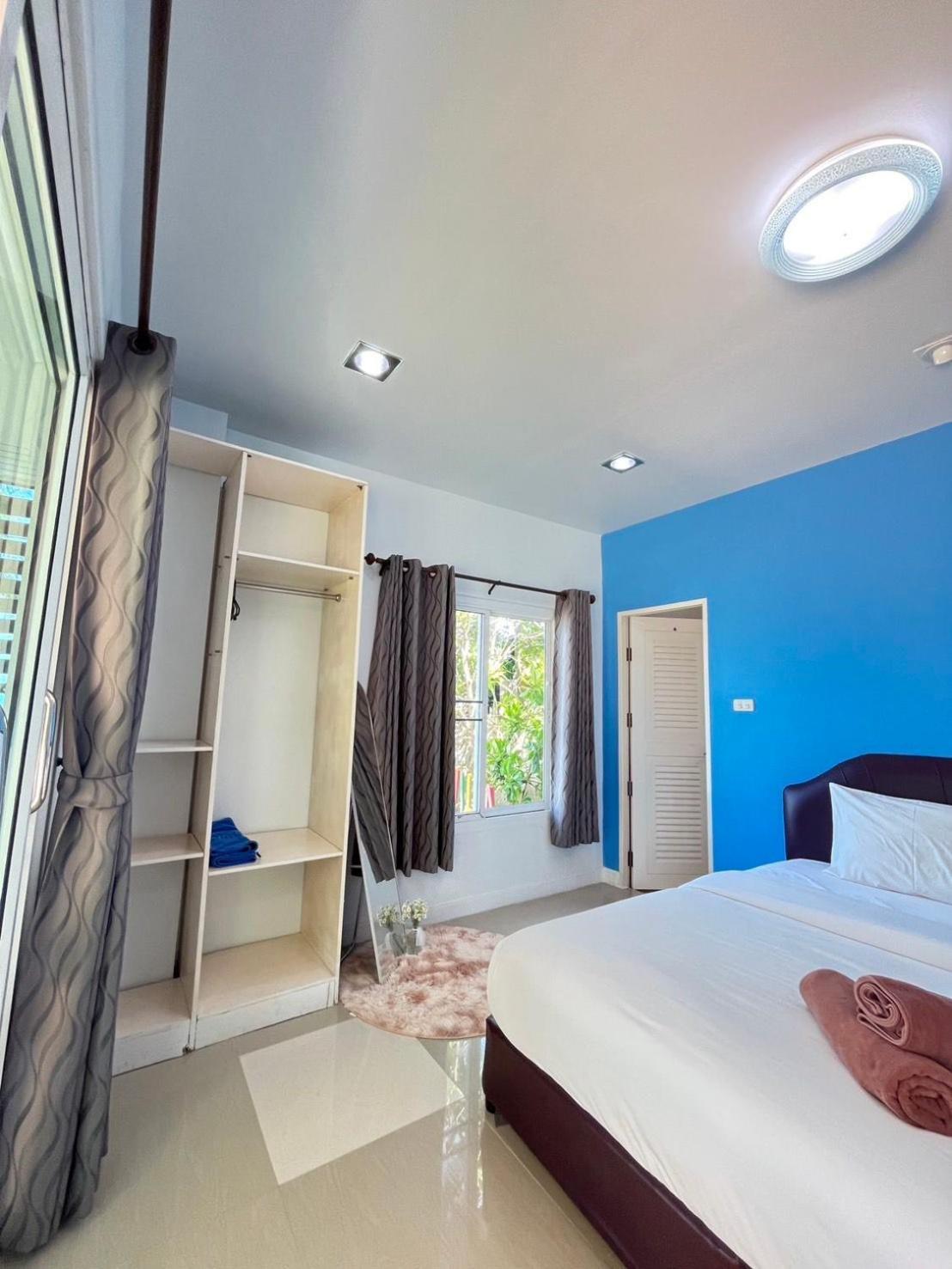 Maenam Villa Hotel Mae Nam Exteriör bild