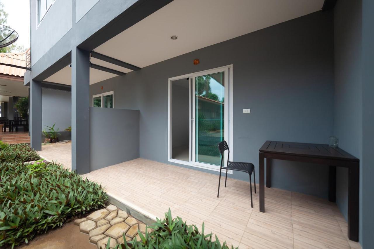 Maenam Villa Hotel Mae Nam Exteriör bild