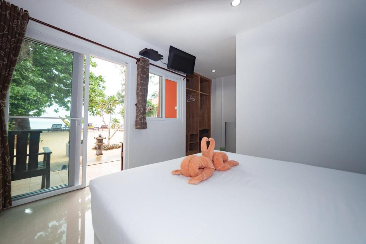 Maenam Villa Hotel Mae Nam Exteriör bild