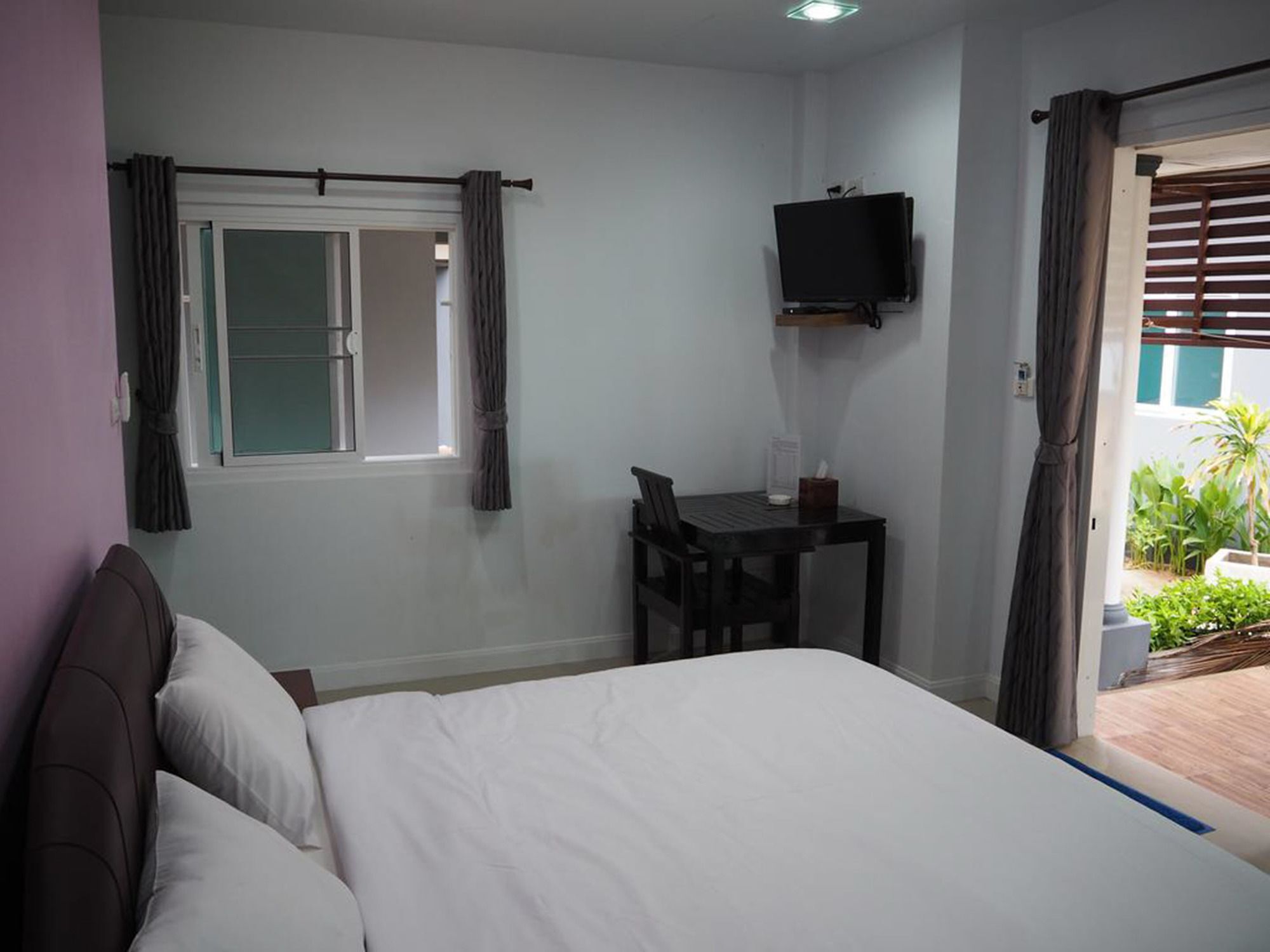 Maenam Villa Hotel Mae Nam Exteriör bild