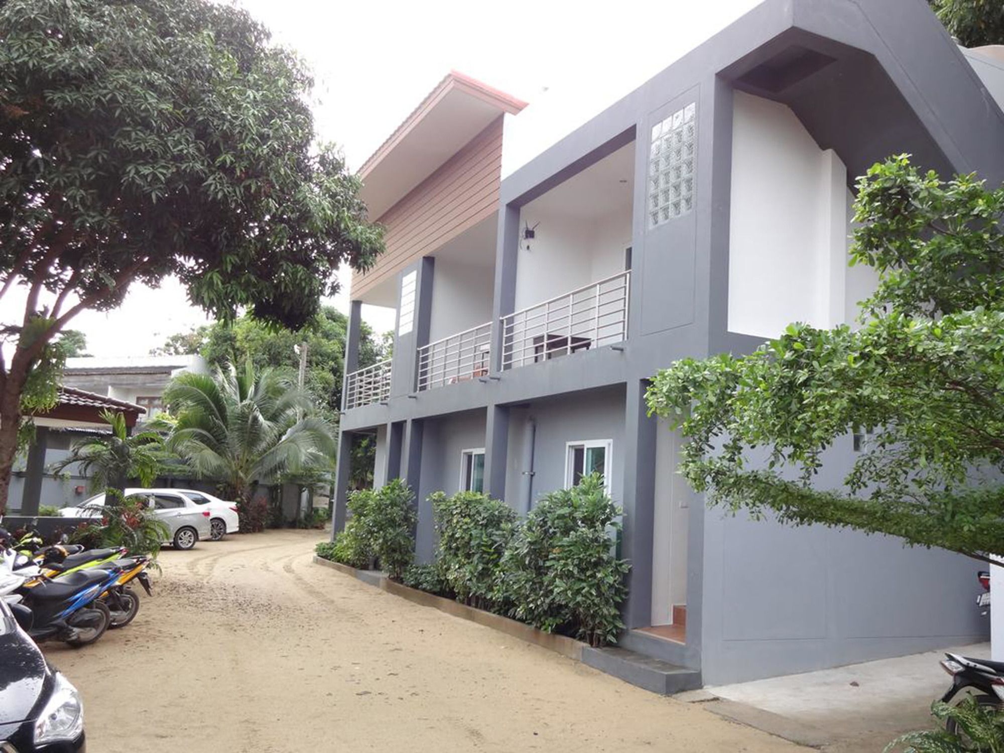 Maenam Villa Hotel Mae Nam Exteriör bild